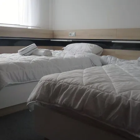 Garni Consul Hotel 3*