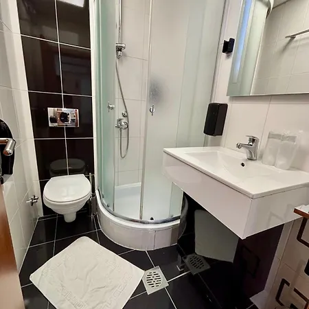 Garni Consul Hotel 3*