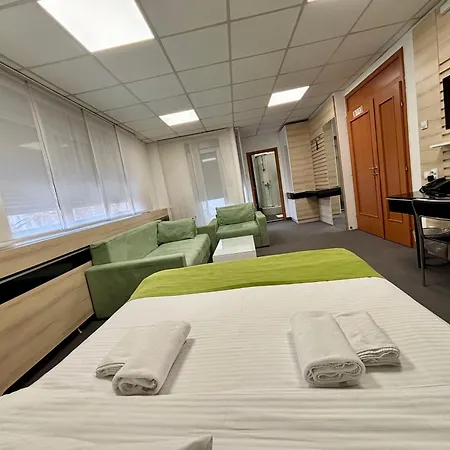 Garni Consul Hotel 3*