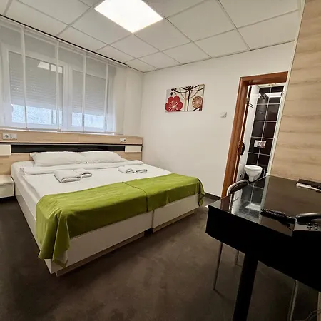 Hotel Garni Consul Ni